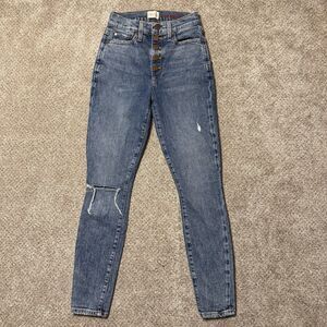 Alice + Olivia Good High Rise Exposed Button Skinny Jeans Size 24 Distressed